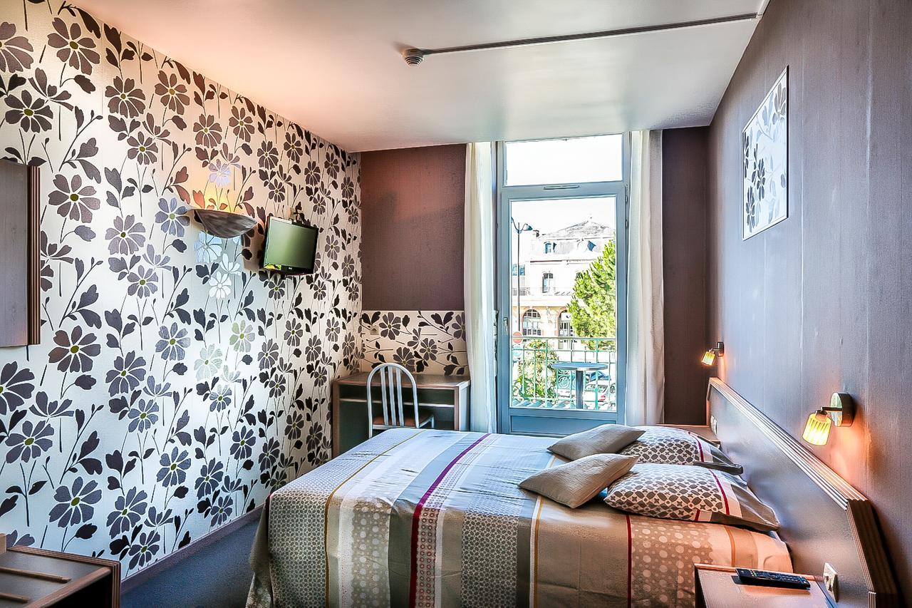 Le Terminus Hotel Villeneuve-sur-Lot Exterior foto